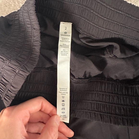 Black Lululemon Jogger Pants - Sz 2 - Picture 5 of 10
